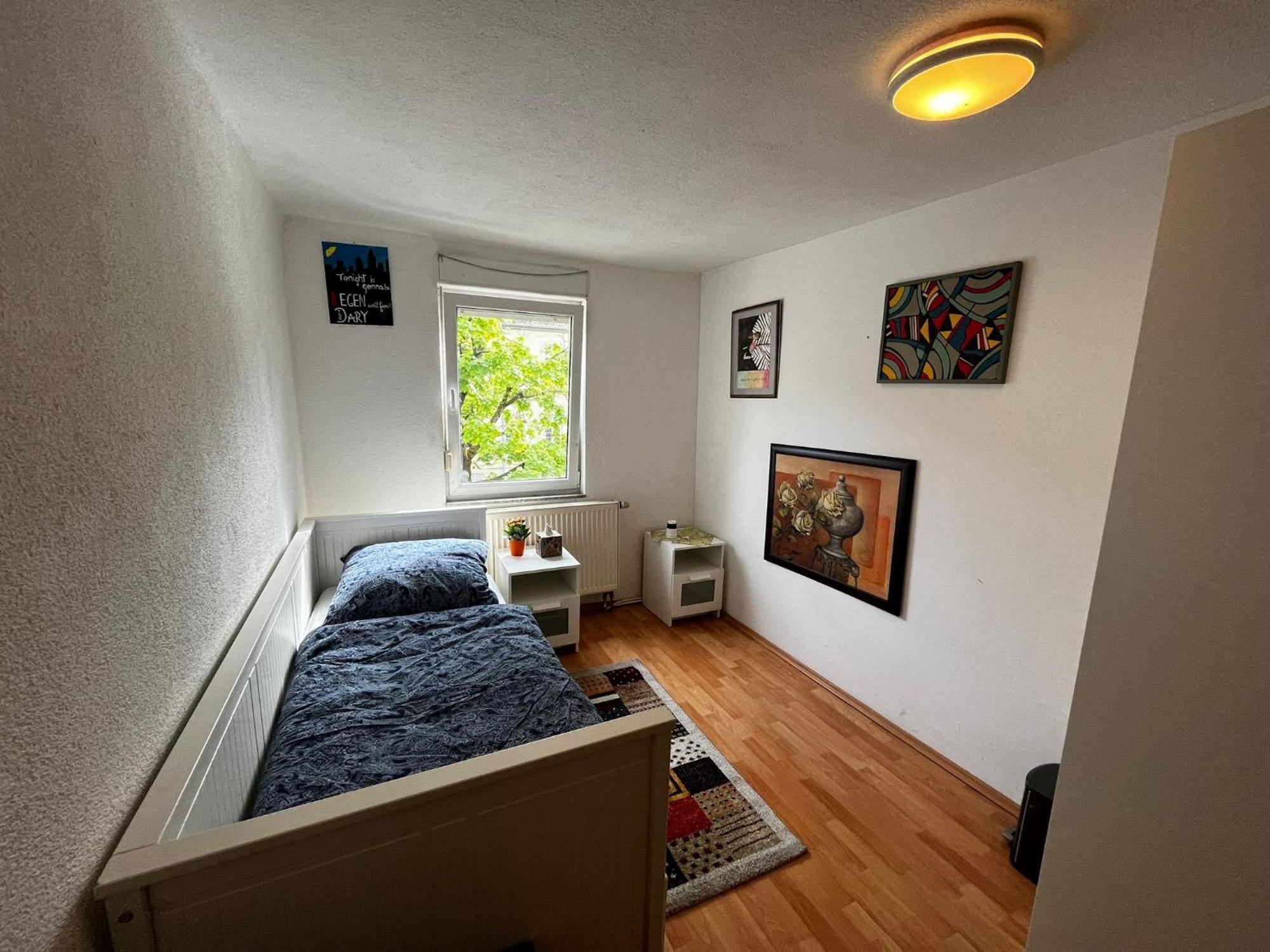 Solo Am Residenzschloss Ludwigsbourg Extérieur photo